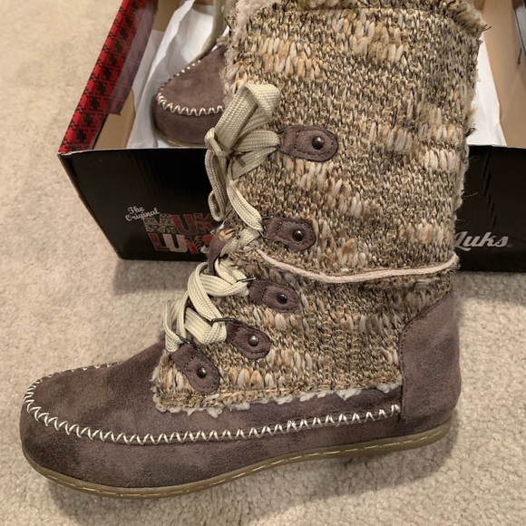 *Brand New* in box Original Muk Luks - Picture 3 of 5